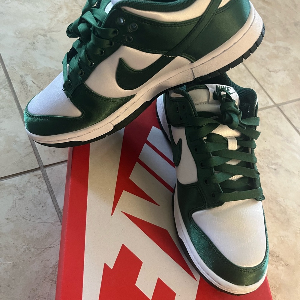 Nike Forest Green and White Athletic Shoes